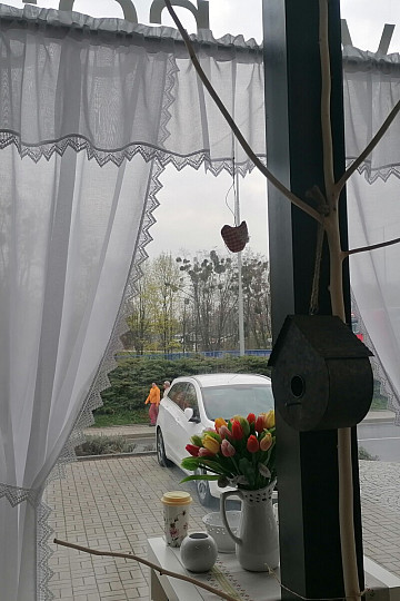 Tenda finita - set: 2 tende + 1 volant con pizzo