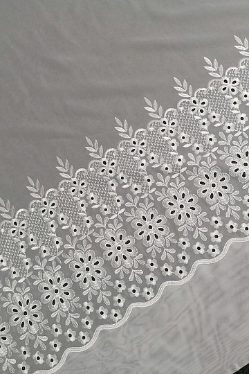 Tenda ricamata di lusso Melanie bianca 17560