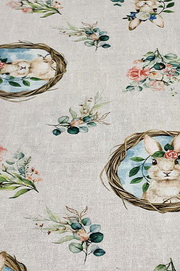 Tessuto decorativo CONIGLIETTO PASQUALE con rosa