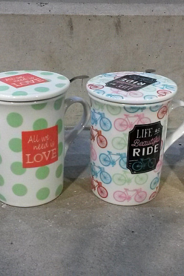 Tazza con coperchio e colino SUMMER RIDE 280ml