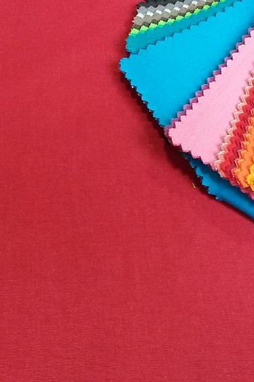 Tessuto cotone UNI rosso scuro