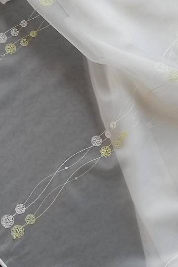 Tenda in voile con ricamo verde Gerster 11115/500