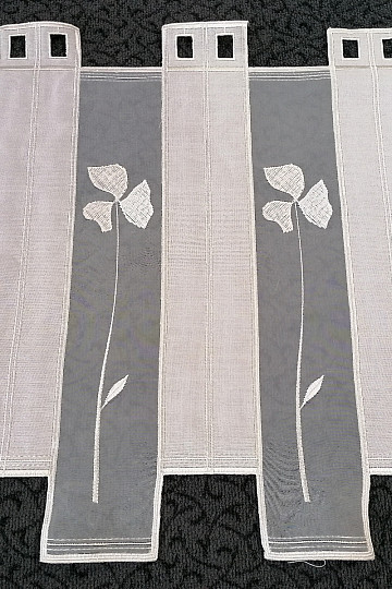 Tenda in vetro colorato - voile con ricamo crema 208