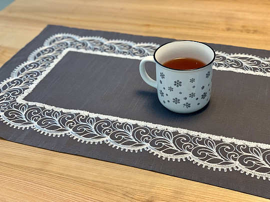 Tovaglia ricamata grigia