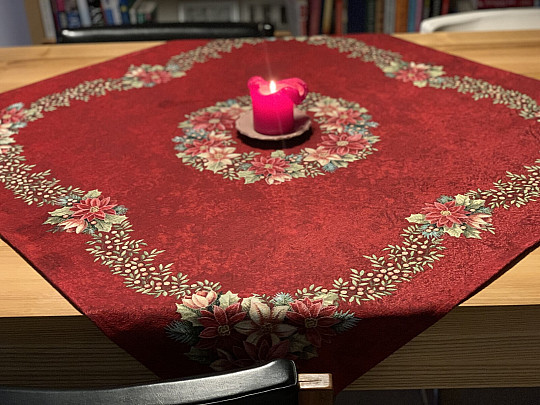 Tovaglie e sciarpe arazzo natalizio ROSE DI NATALE - CORONA DI AGRIFOGLIO ROSSO