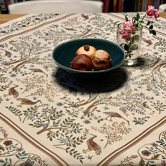 Tovaglia e scialle arazzo WILLIAM MORRIS beige