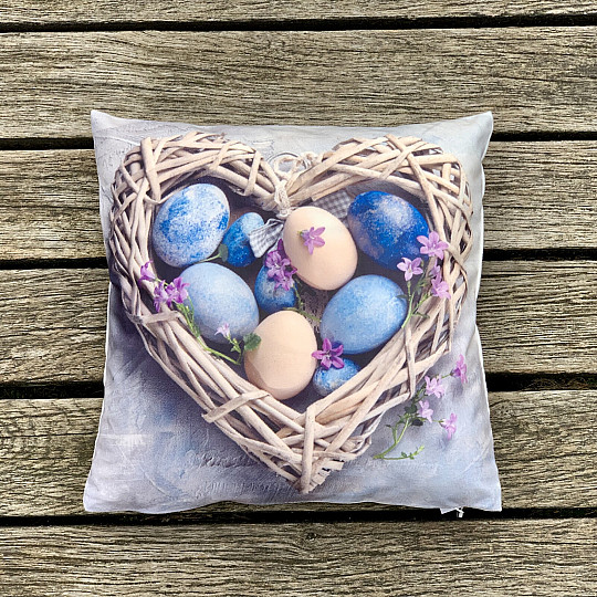 Federa a forma di cuore di Pasqua