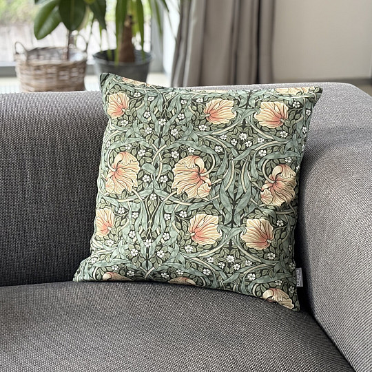 Federa decorativa con fiori dorati