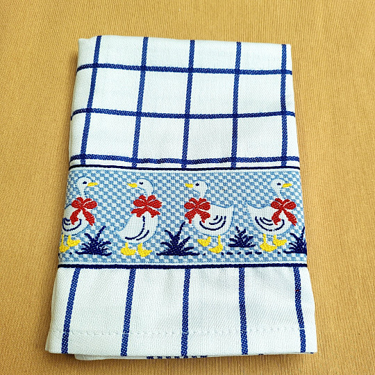 Asciugamani di GRANDMA WHITE GOOSE con fiocco