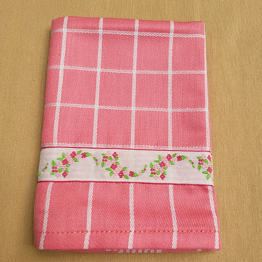 Asciugamani di GRANDMA PINK CON MINI FIORI
