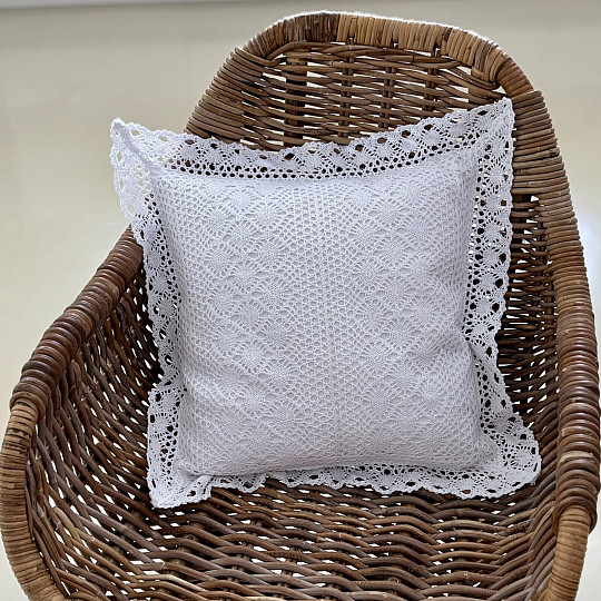 Copertura decorativa in pizzo FIORI piccoli bianchi