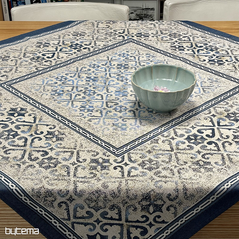Tovaglia e sciarpa in arazzo con ornamento blu