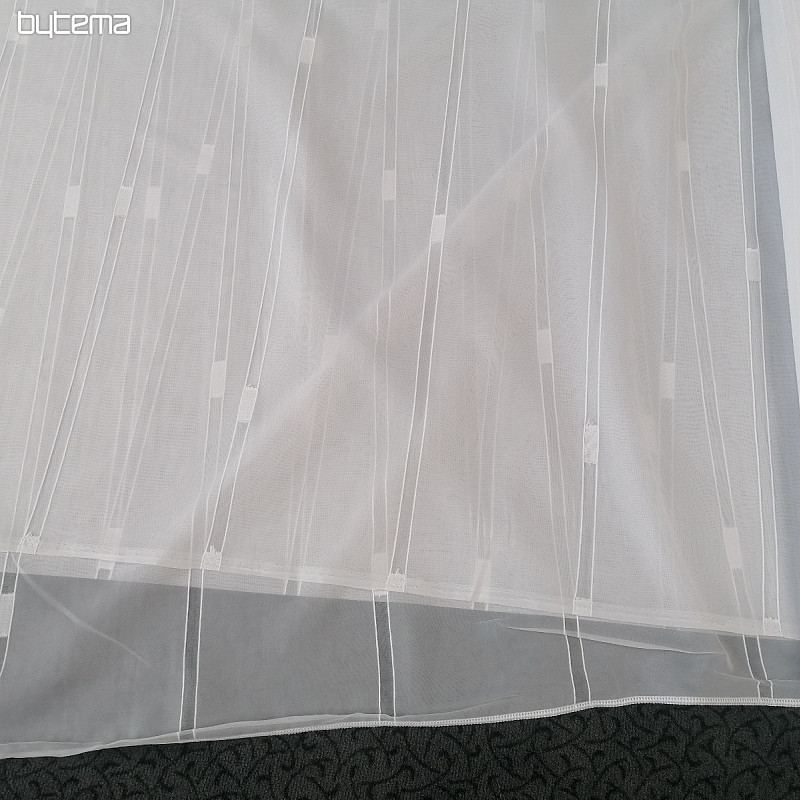 Tenda in voile bianco 109/300