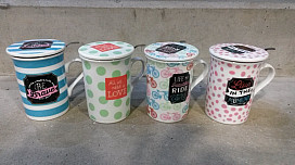 Nuova collezione di tazze retrò in confezione regalo