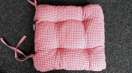 Abbiamo i nostri progetti di sedili per sedie di qualità. Scegli on-line!