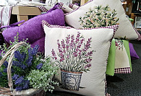Lavanda: un gioiello tra i fiori: scopri il fascino, la fragranza e gli usi di questa incantevole pianta
