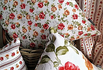 Rose Ester: una bellissima combinazione di motivi