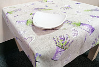 Aspettiamo la primavera. Nuove tovaglie e biancheria da letto con fiori