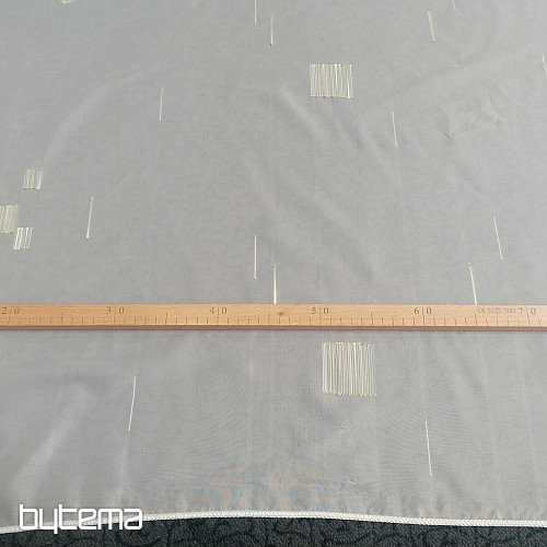Tenda in voile bianco con ricami verde-beige