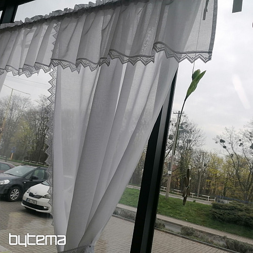 Tenda finita - set: 2 tende + 1 volant con pizzo