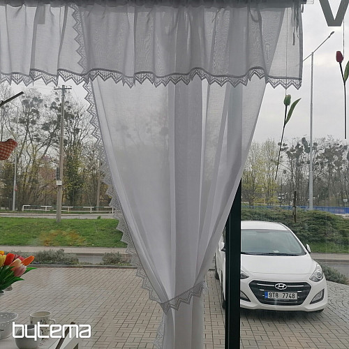 Tenda finita - set: 2 tende + 1 volant con pizzo