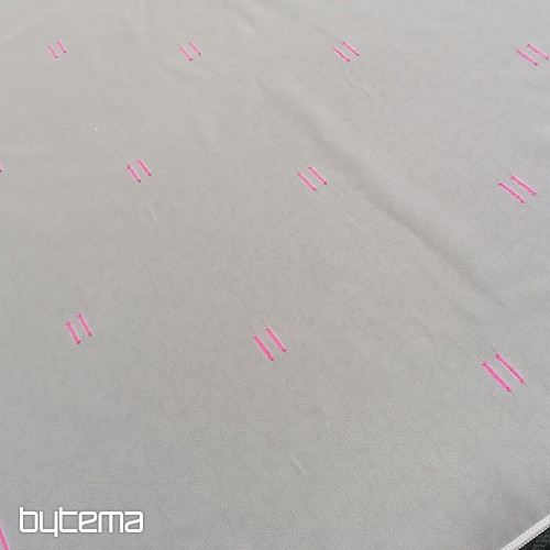 Tenda in voile crema chiaro con linee cucite rosa