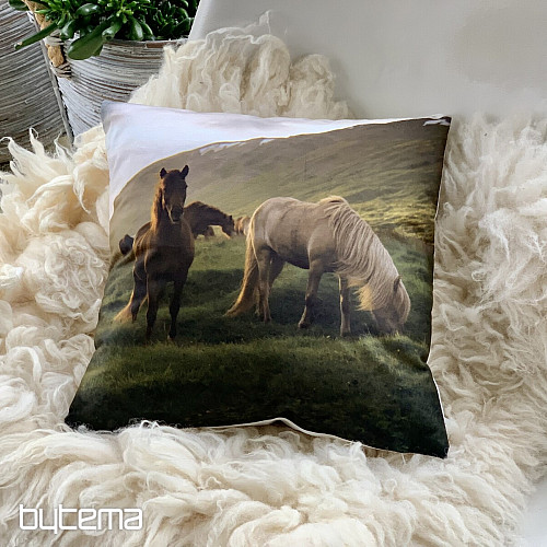Fodera per cuscino decorativo CAVALLI SOTTO LA MONTAGNA