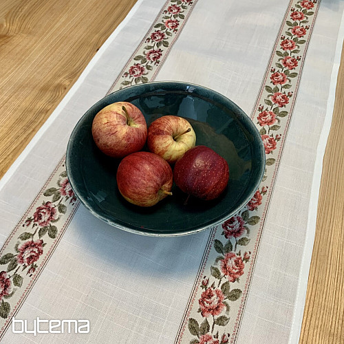 Tovaglia e scialle ricamati ROSE