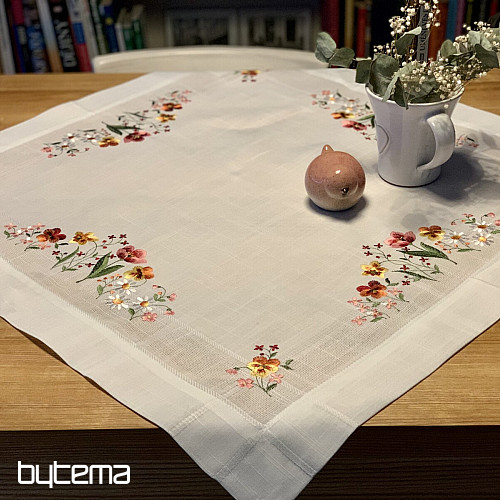 Tovaglia e scialle ricamati FIORI DEL GIARDINO