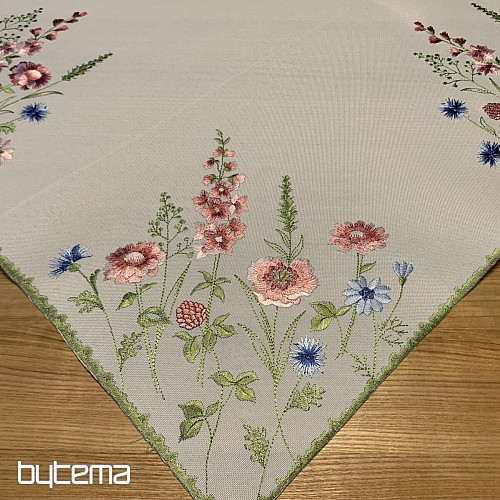 Tovaglia e scialle ricamati FIORI DI PRATO