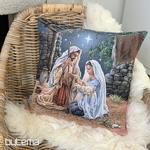Arazzo natalizio che ricopre LA SACRA FAMIGLIA
