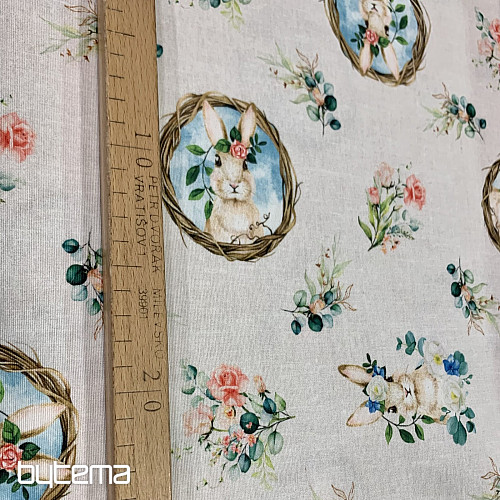 Tessuto decorativo CONIGLIETTO PASQUALE con rosa