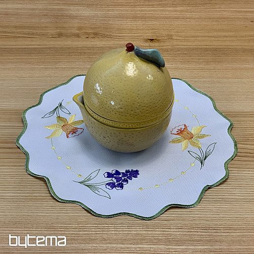 Tovaglia e sciarpa ricamate NARCISI E FIGLIA DI NEVE