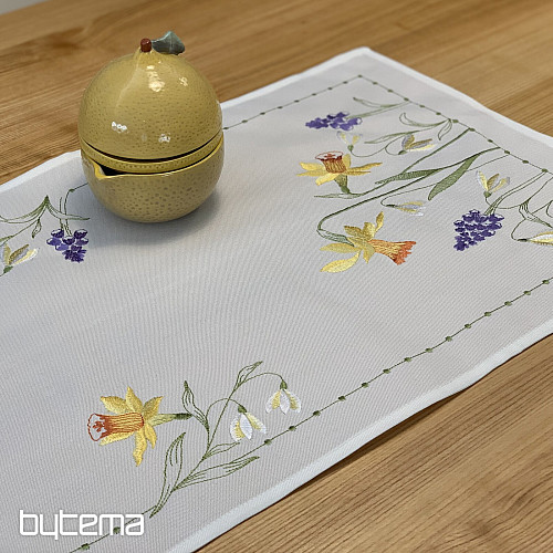 Tovaglia e sciarpa ricamate NARCISI E FIGLIA DI NEVE