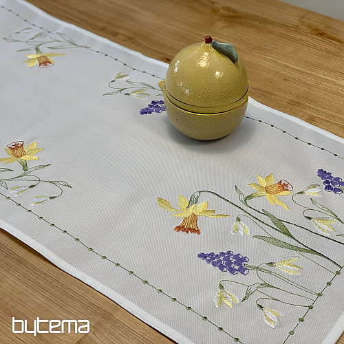 Tovaglia e sciarpa ricamate NARCISI E FIGLIA DI NEVE