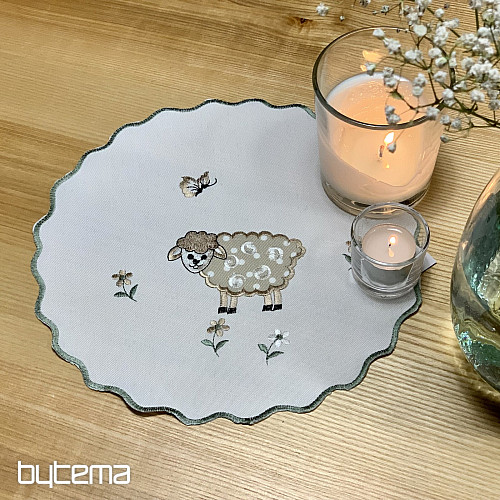 Tovaglia e sciarpa ricamate AGNELLI PASQUALI