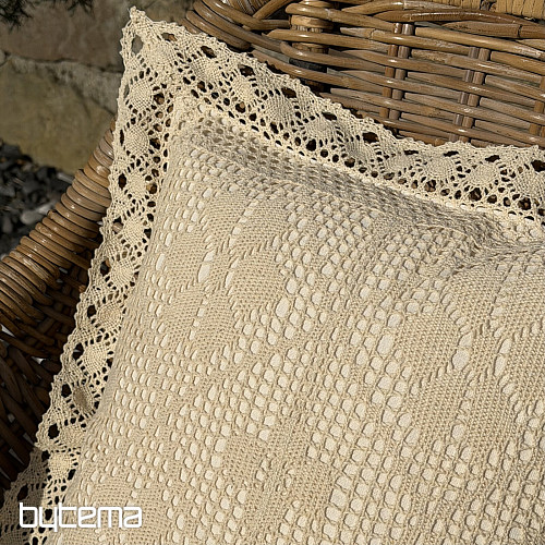 Federa decorativa con fiori di pizzo beige