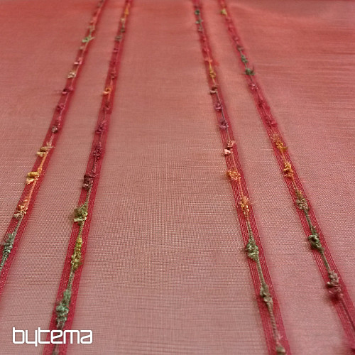 Tenda in voile rosso con righe